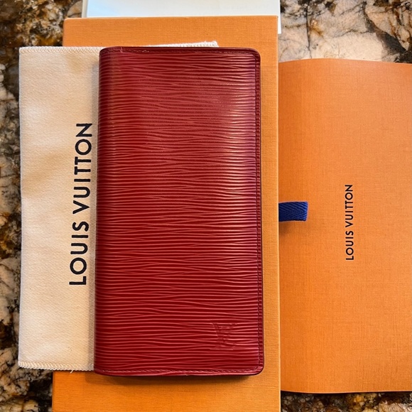 Louis Vuitton  Barzza Epi Leather Wallet - Picture 1 of 9